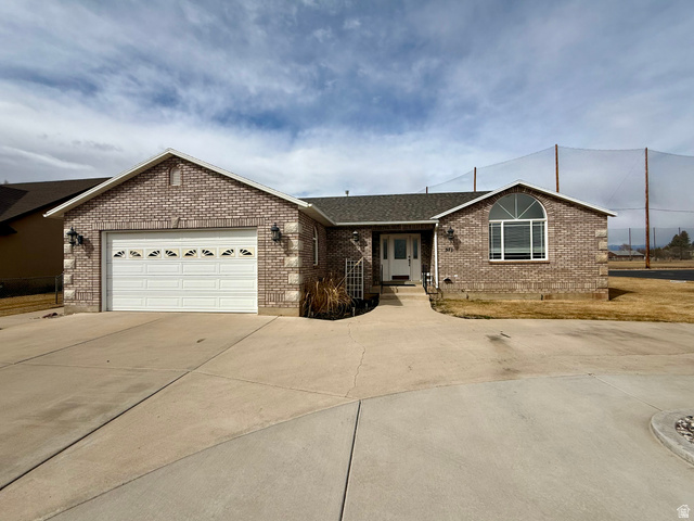571 AREVA RD, Roosevelt UT 84066
