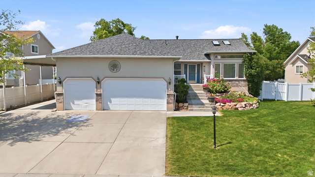 208 N Lakeview
                     MLS #2140844