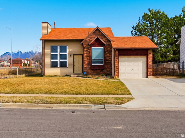 5622 S 2950 W, Roy UT 84067