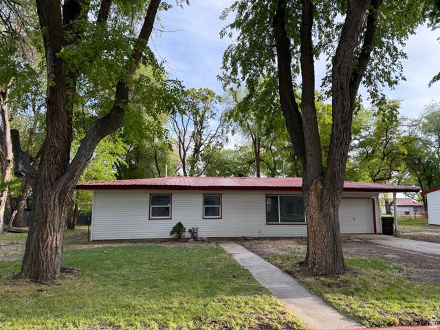 1097 W Goodyear
                     MLS #2140982