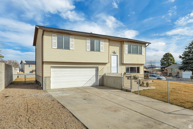 4898 W SALLYBROOKE WAY, West Jordan UT 84081