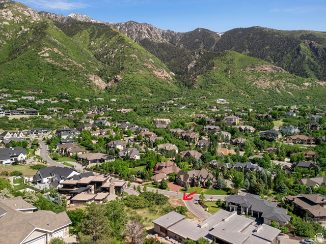 1 E CARRIAGEWOOD CV, Sandy UT 84092