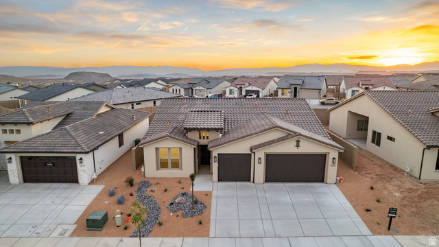 1593 N Horizon Pkwy #123
                     MLS #2141155