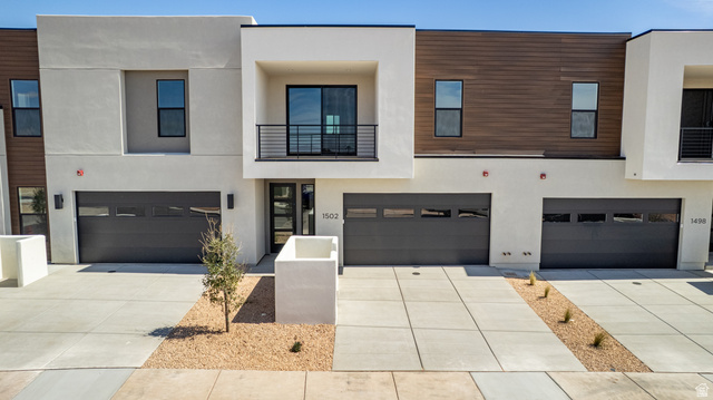 1502 N Palm Island Dr #38
                     MLS #2141305