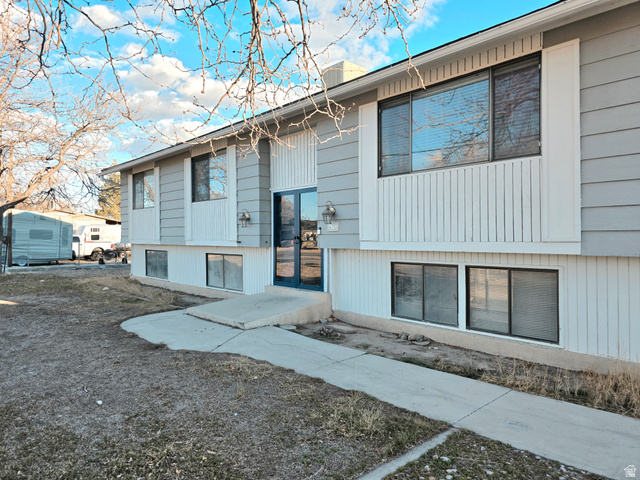 631 W MAIN ST, Wellington UT 84542
