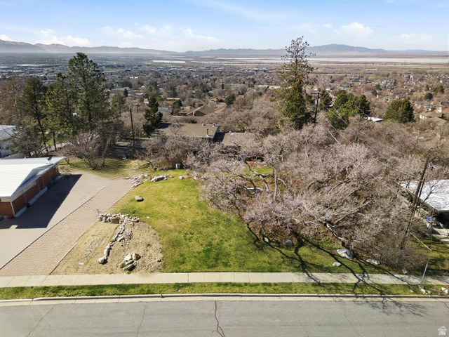 1159 N OAKRIDGE DR, Centerville UT 84014