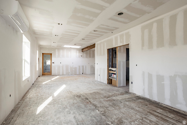 Property in Salt Lake City - View 15