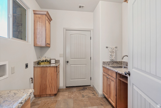 Property in St. George - View 33