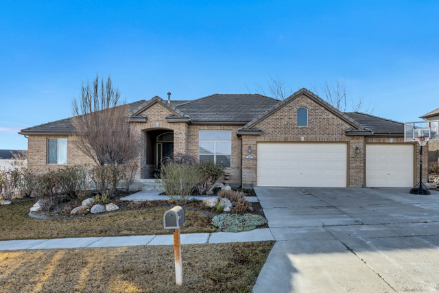 377 W MISTY SAGE WAY, Saratoga Springs UT 84045