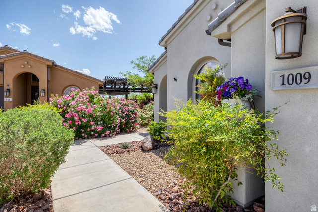 Property in Washington - View 2