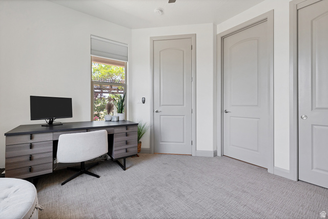 Property in Washington - View 20