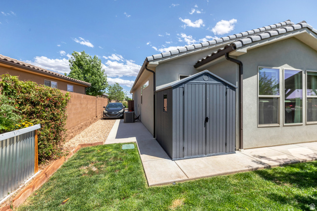 Property in Washington - View 28