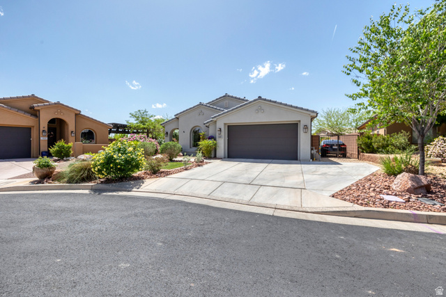 Property in Washington - View 36