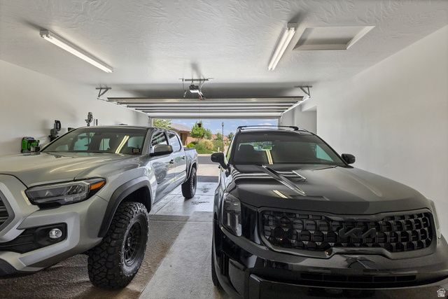 Property in Washington - View 34