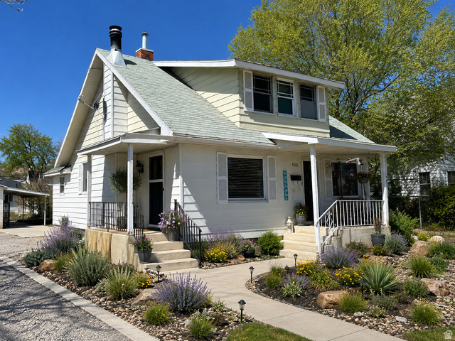 Main photo for 433 N 300 E