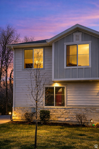 615 S Plum Creek Ln
                     MLS #2141852