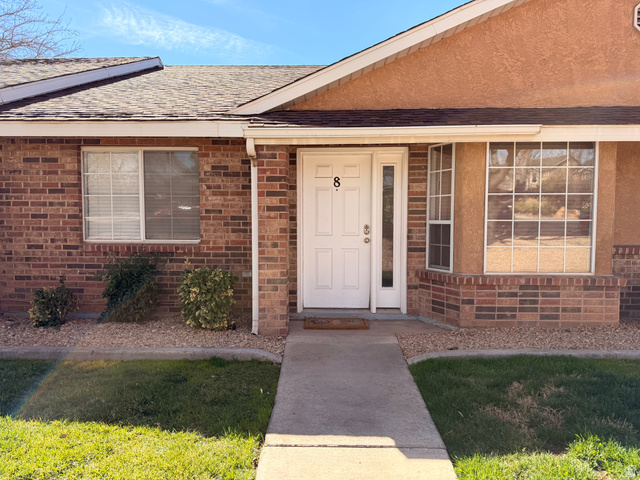 1050 E 1050 E 500 #8, St George UT 84790