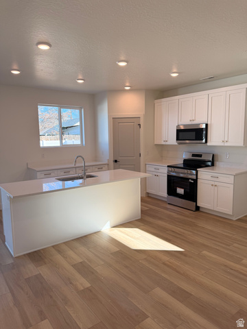 Property in Magna - View 6