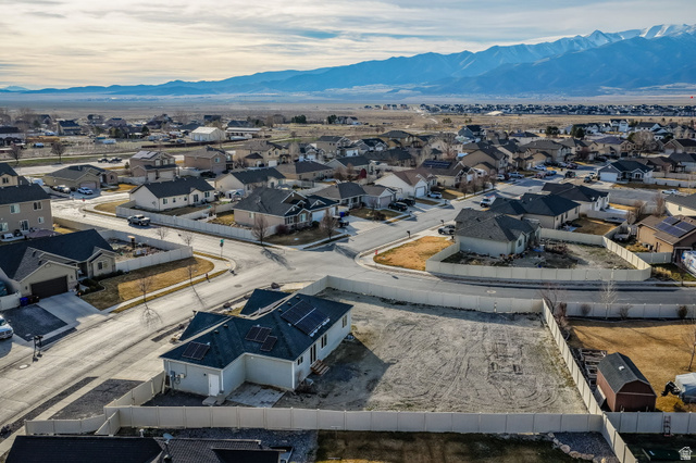 Property in Eagle Mountain - View 30