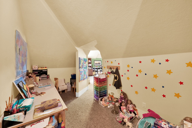 Property in Kaysville - View 25