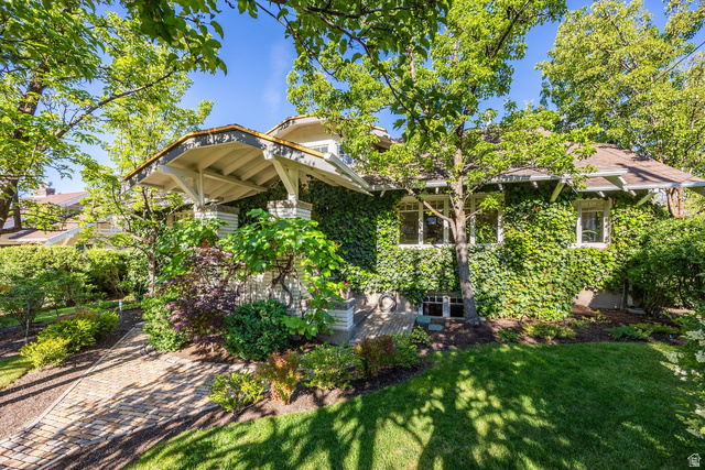 139 N Virginia
                     MLS #2142126