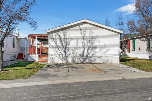 3676 S Willow River Rd Rd #17
                     MLS #2142138