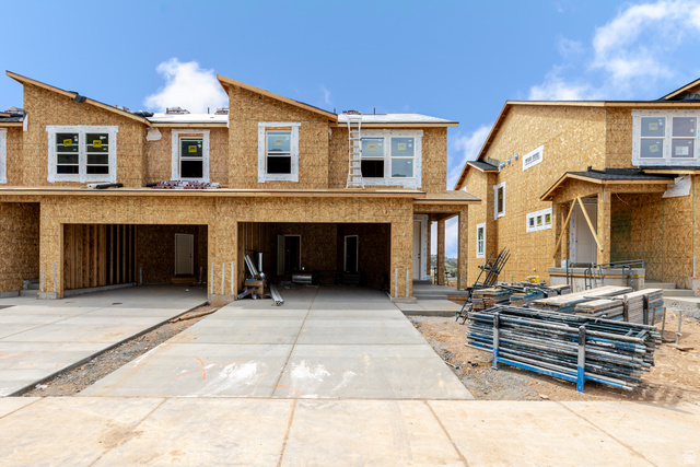 5272 S Acacia Dr #800
                     MLS #2142191