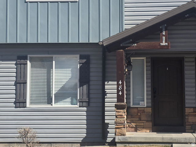 484 N COTTONWOOD CIR, Roosevelt UT 84066