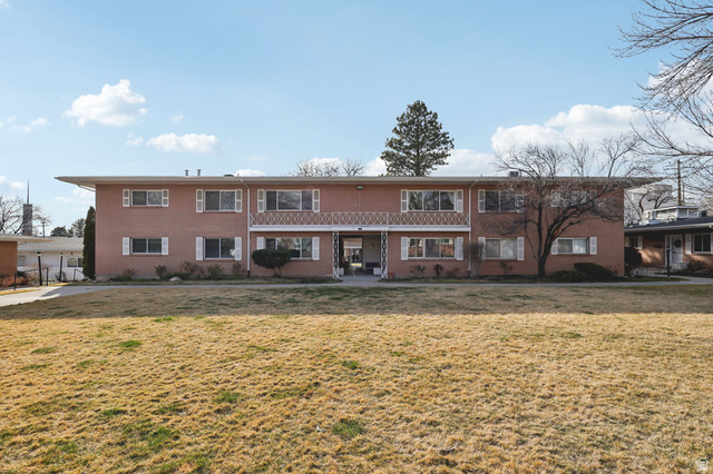 2193 E CARRIAGE LN #30, Salt Lake City UT 84117