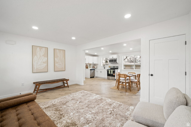 965 AMETHYST ST ,Layton UT 84041