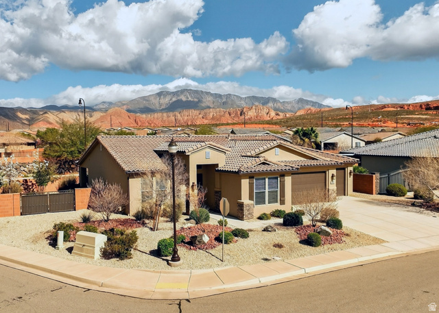 284 W Via Modelo
                     MLS #2142360