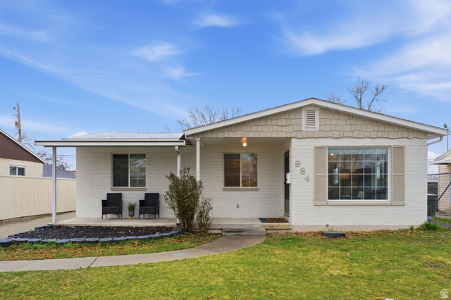 984 S Montgomery St
                     MLS #2142364