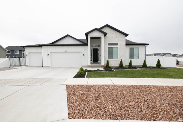 293 N Pheasant Dr
                     MLS #2142567