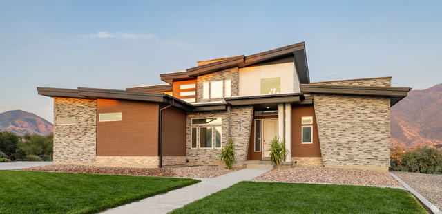 262 N Santa Fe Dr
                     MLS #2142578