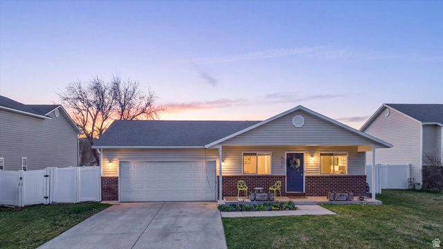 207 S SUNSTONE CIR, Logan UT 84321