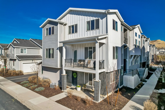 Main photo for 15227 S Tack Way