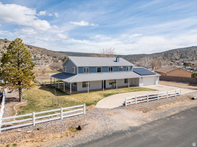 7998 N Sapphire Dr
                     MLS #2142799