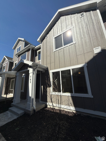 762 W 520 S #425
                     MLS #2142888