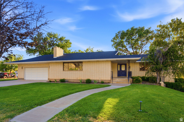 715 N 400 E
                     MLS #2142976