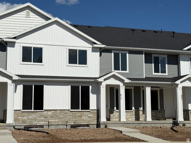 817 S 270 E #4
                     MLS #2142981