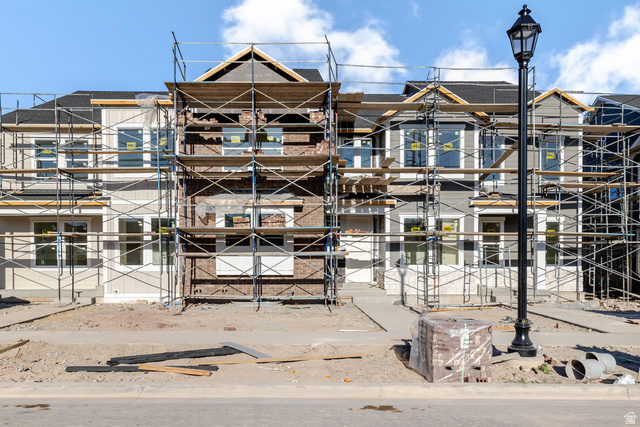 800 N Banner Dr #656
                     MLS #2143096