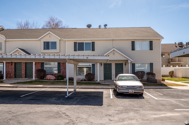 Main photo for 1148 N Northfield Rd #21