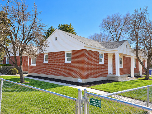 458 E Lambourne Ave
                     MLS #2143211