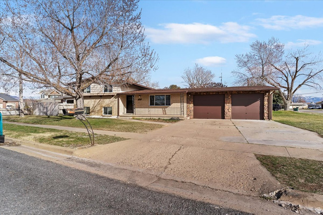 2338 W 4250 S, Roy UT 84067