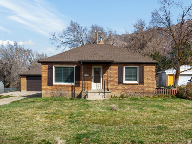 1640 E 21st St
                     MLS #2143316