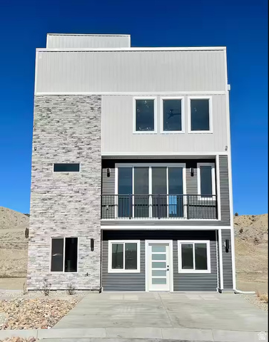 1875 E 880 N, Price UT 84501