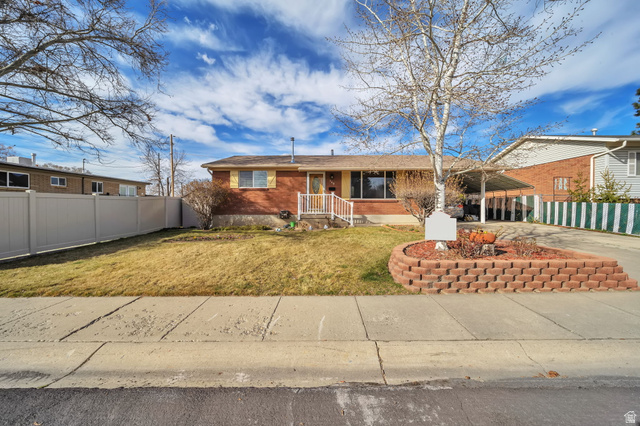 140 W PAULA DR, Sandy UT 84070