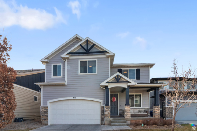 316  Bella Vida Dr
                     MLS #2143477