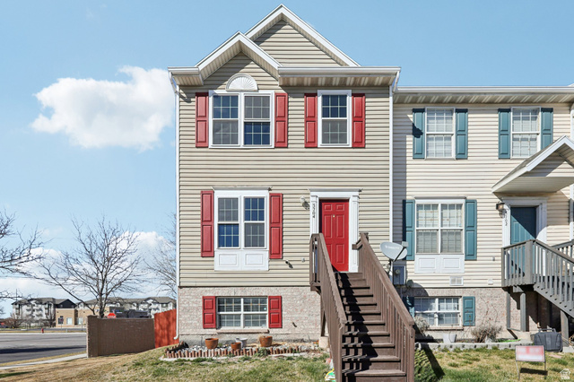 5704 W BRAEMAR CT, West Valley City UT 84128