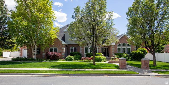 5843 W Avonmore Cir
                     MLS #2143621
